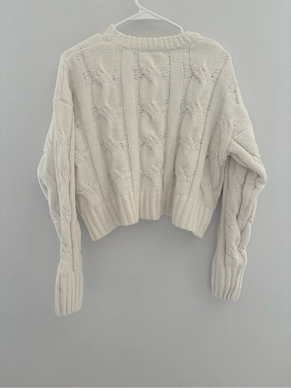 Garage Chenille Cropped Cable Sweater‎